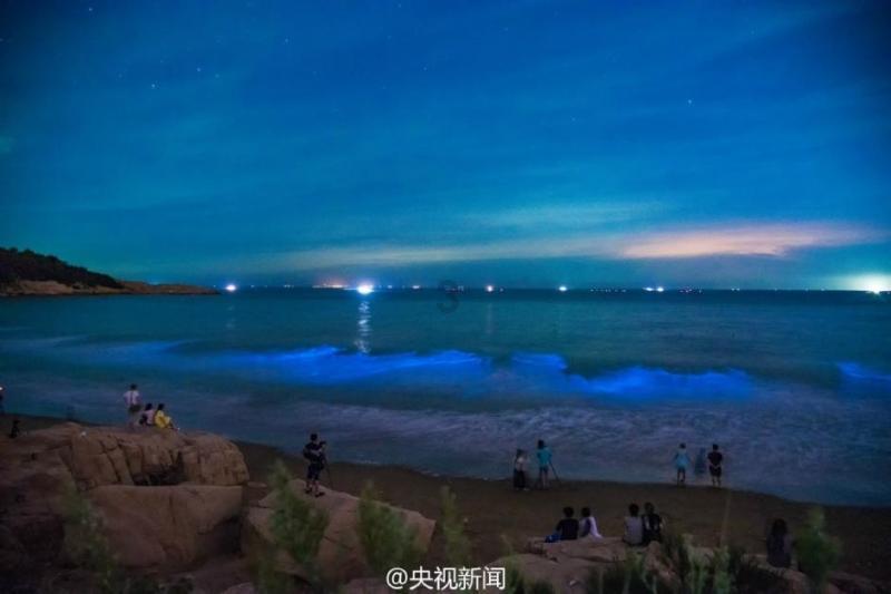为百万村民送光影